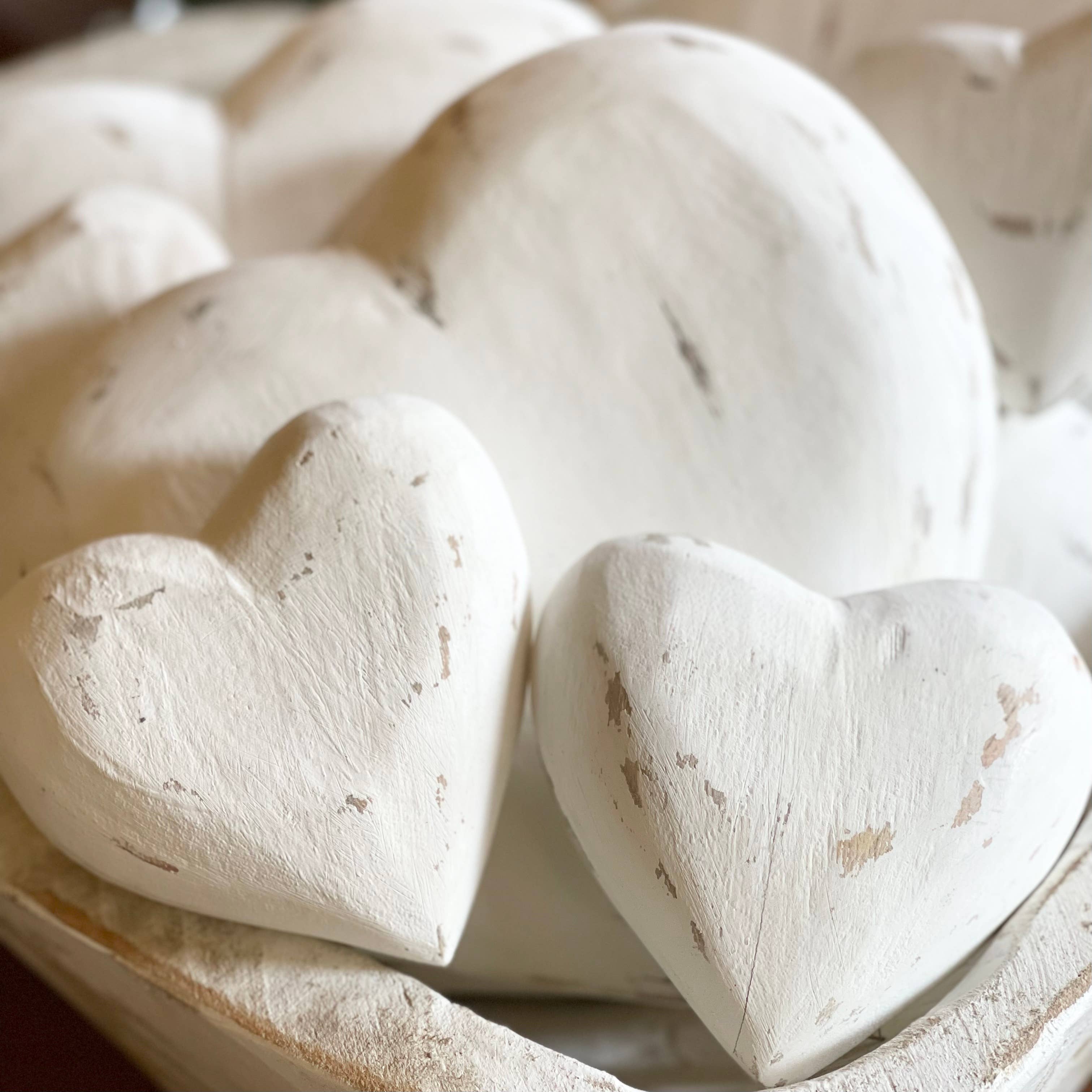 Distressed White Washed Mango Wood Heart 4