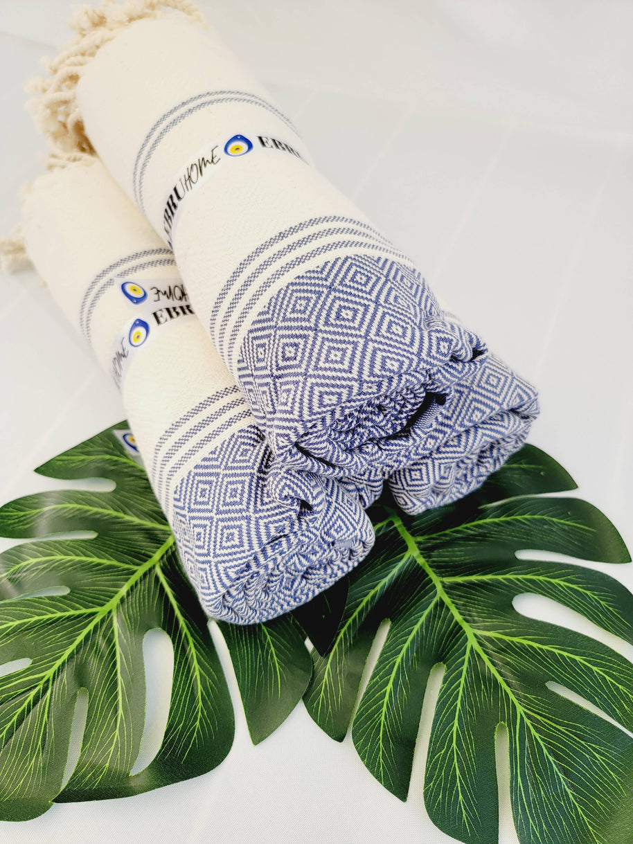 Throw Blanket, Farmhouse deco, Fall deco, Quick fold throw: Black