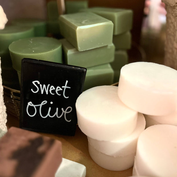 WILD FARM ROUND SOAP: Eucalyptus Rose