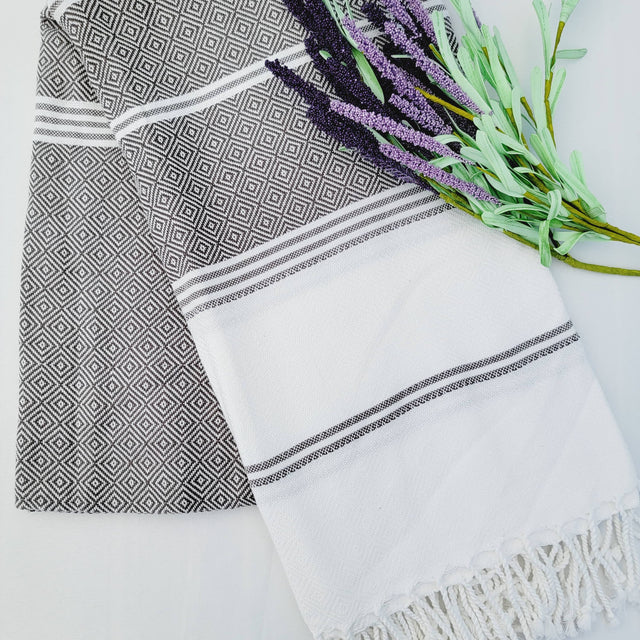 Throw Blanket, Farmhouse deco, Quick fold throw: Black