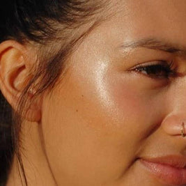 Rose Quartz Highlighter Stick - Opalescent hue