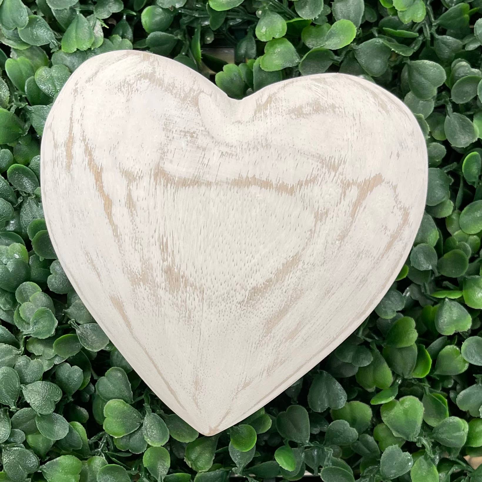 Distressed White Washed Mango Wood Heart 4