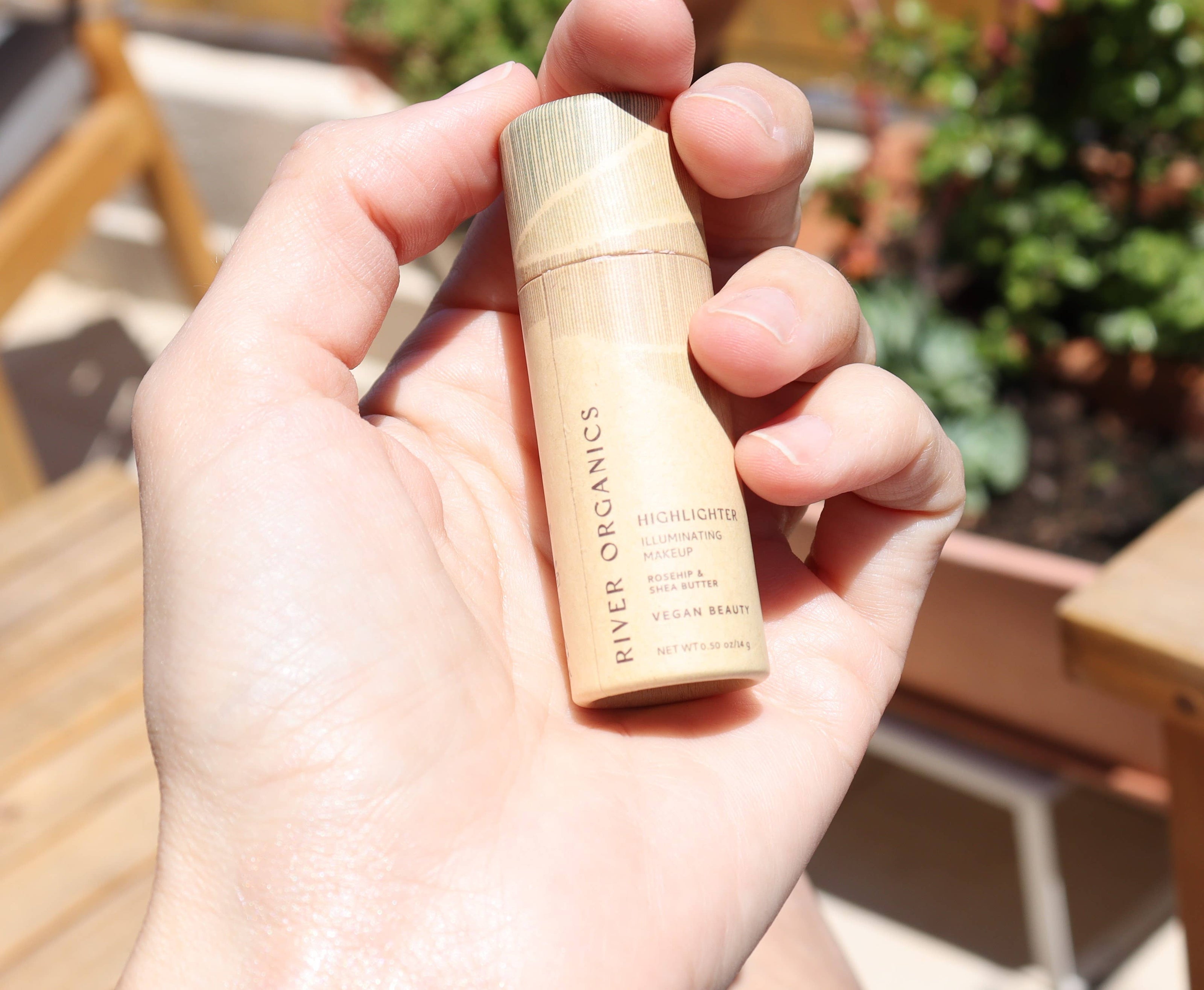 Rose Quartz Highlighter Stick - Opalescent hue