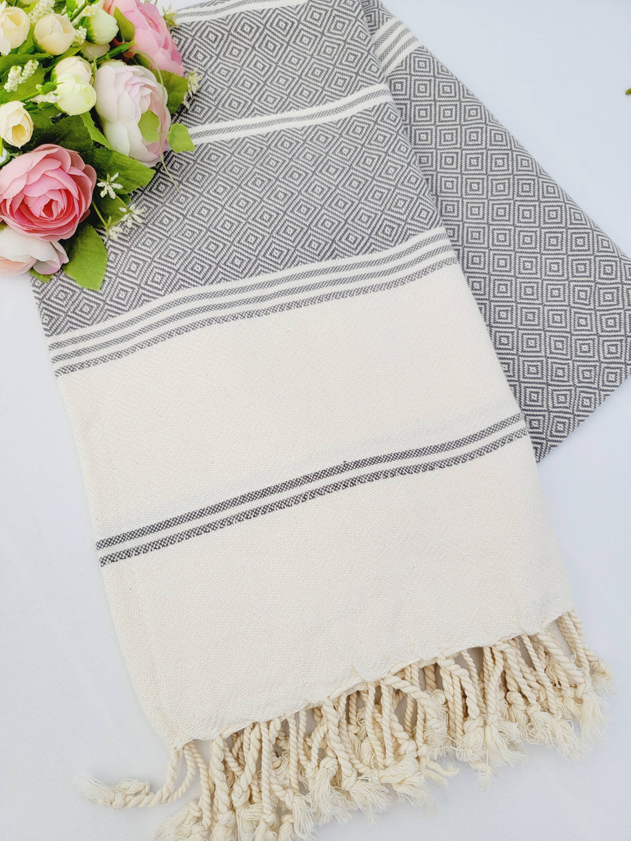 Throw Blanket, Farmhouse deco, Fall deco, Quick fold throw: Black