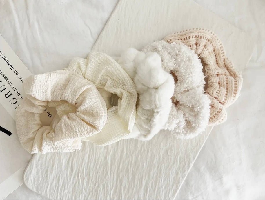 GABI VELVET SOFT SCRUNCHIES SET: IVORY