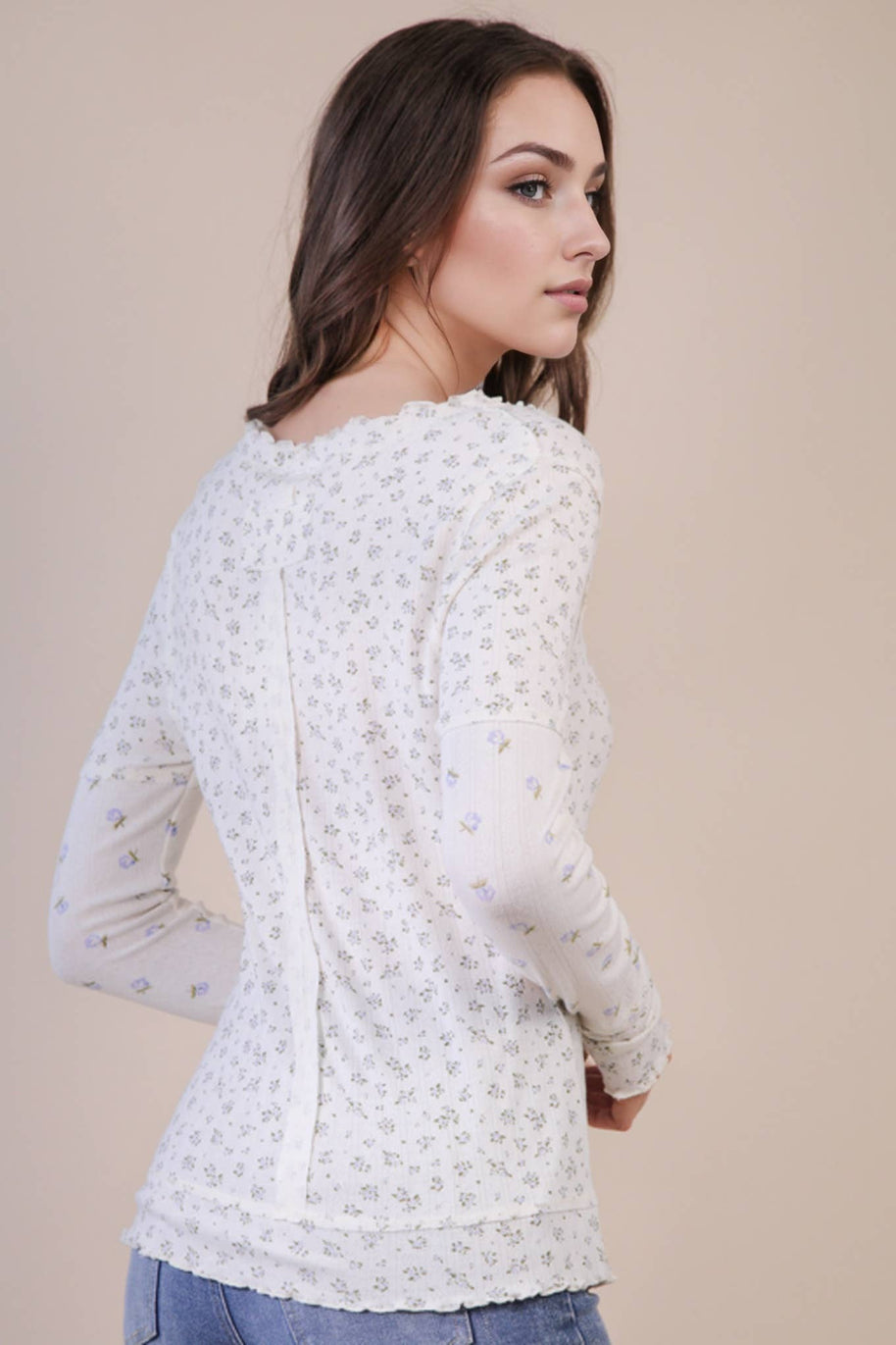 Dana Floral Printed Lettuce Hem Fitted Knit Top: BLUE